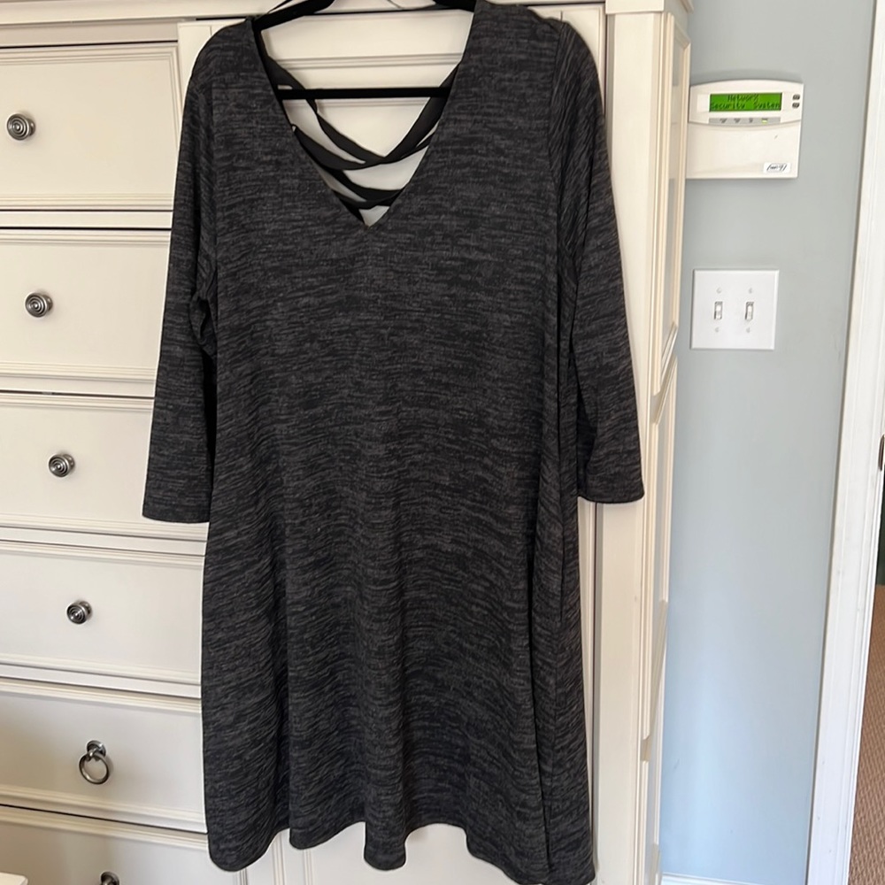 Sweater dress with lattice ribbon in back size 2x
